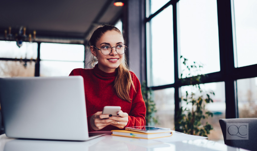 color consultant thinking