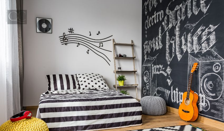 Interior decorating trends in 2022 image 19, music-themed bedroom
