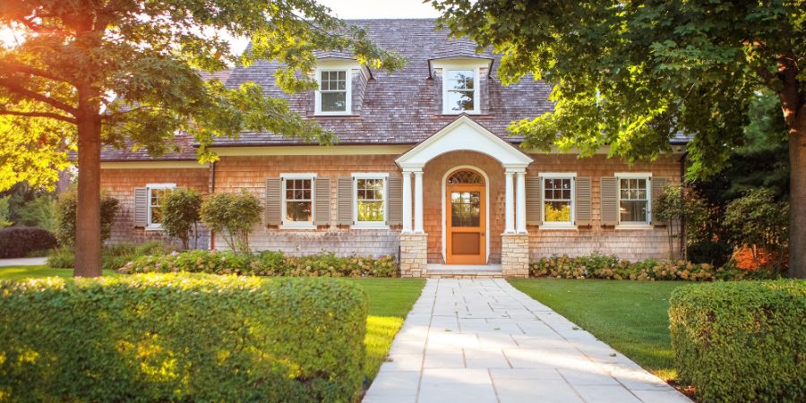 Traditional style home. Curb appeal concept. Home staging article.